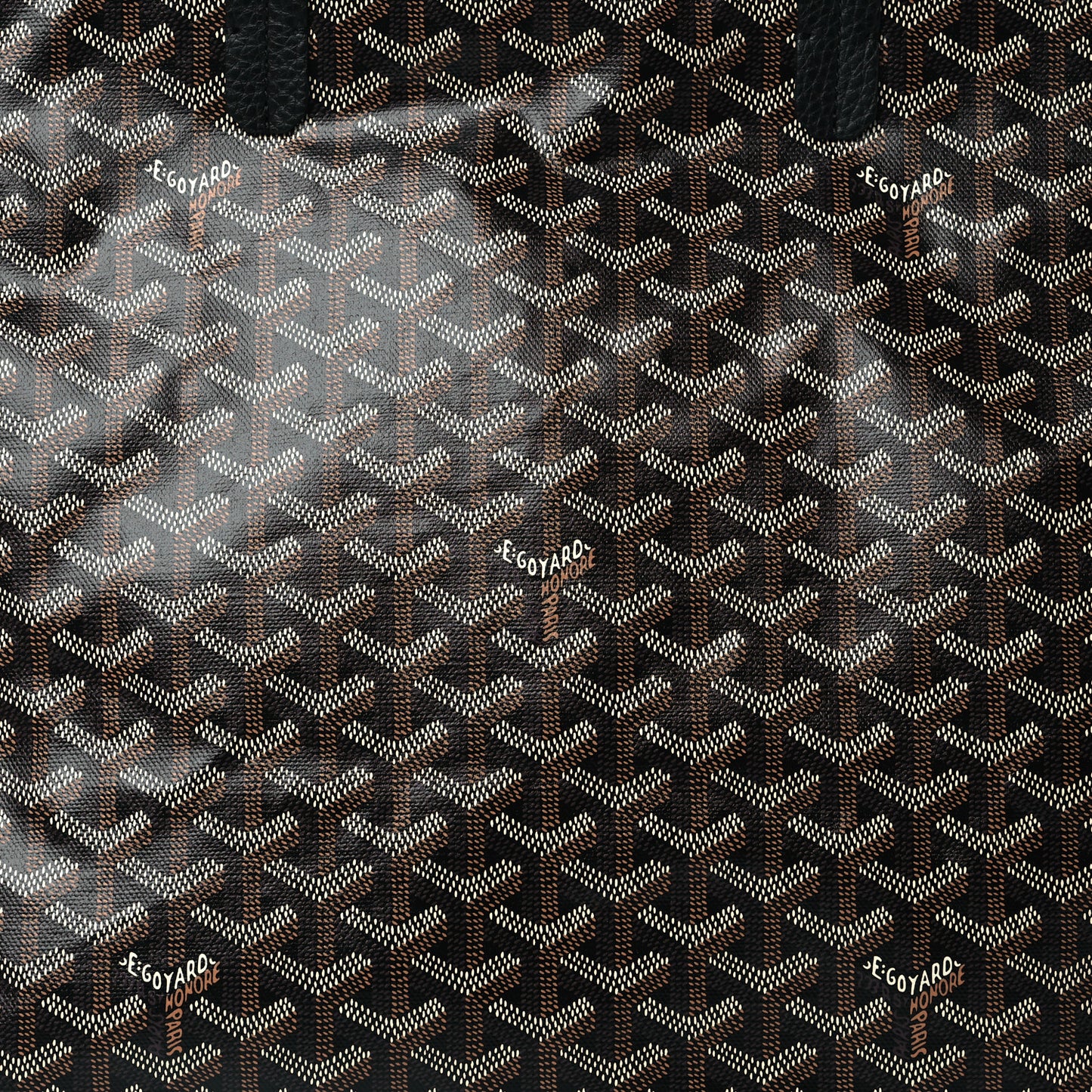 Goyardine Hardy PM Black