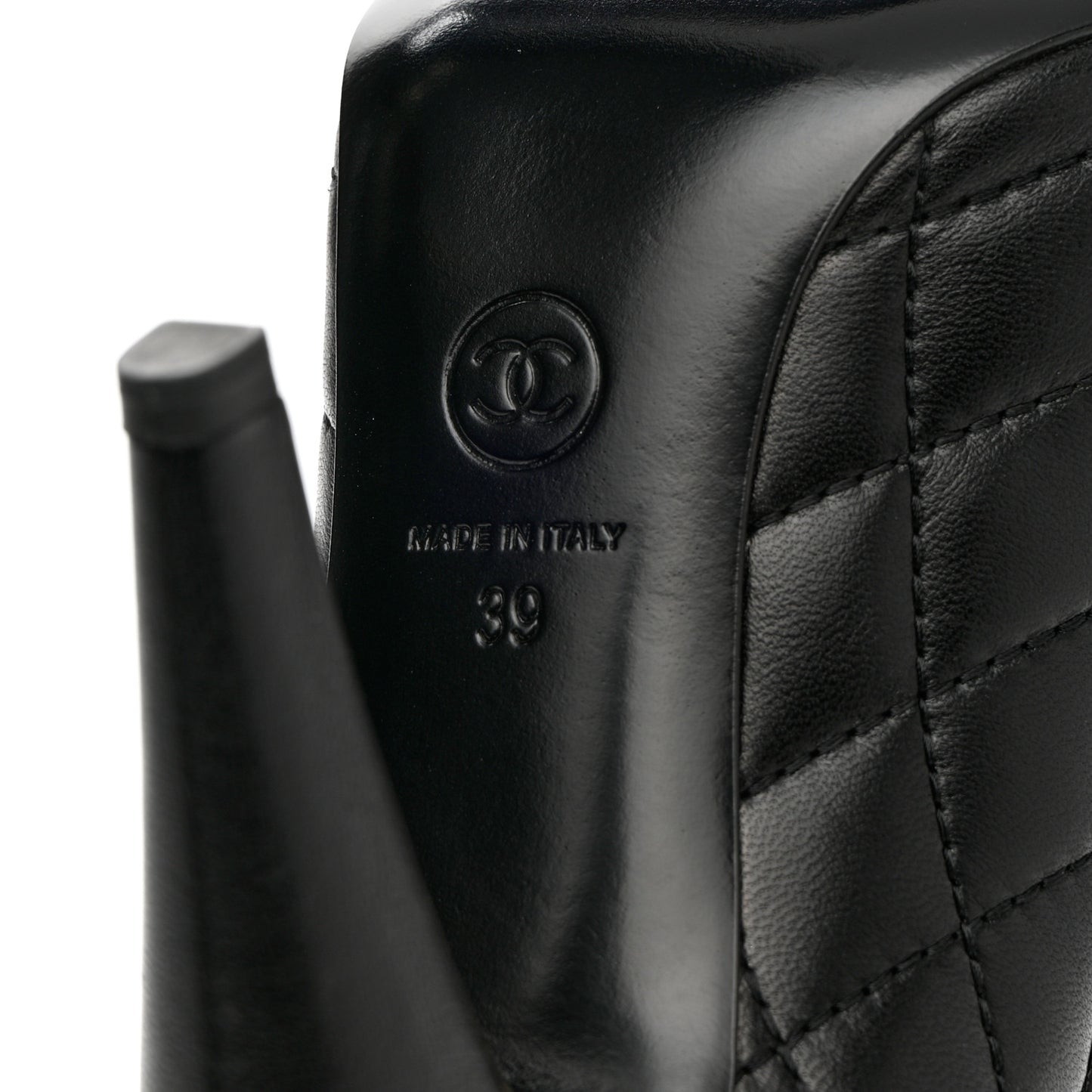 Lambskin Quilted Cap Toe Pumps 39 Black