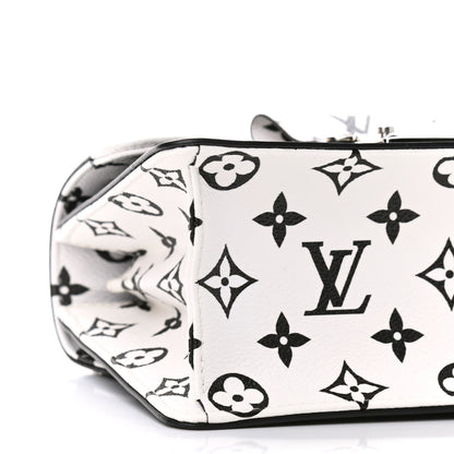 Louis Vuitton Vernis Epi Monogram Wynwood Black White 8 of 9
