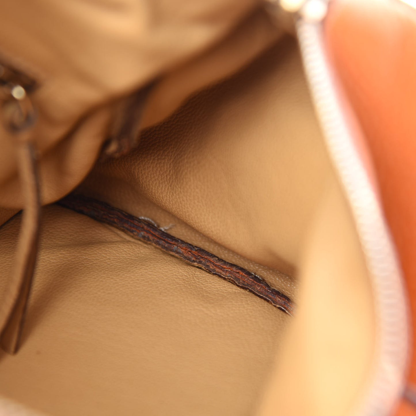 Vitello Daino Shoulder Bag Papaya