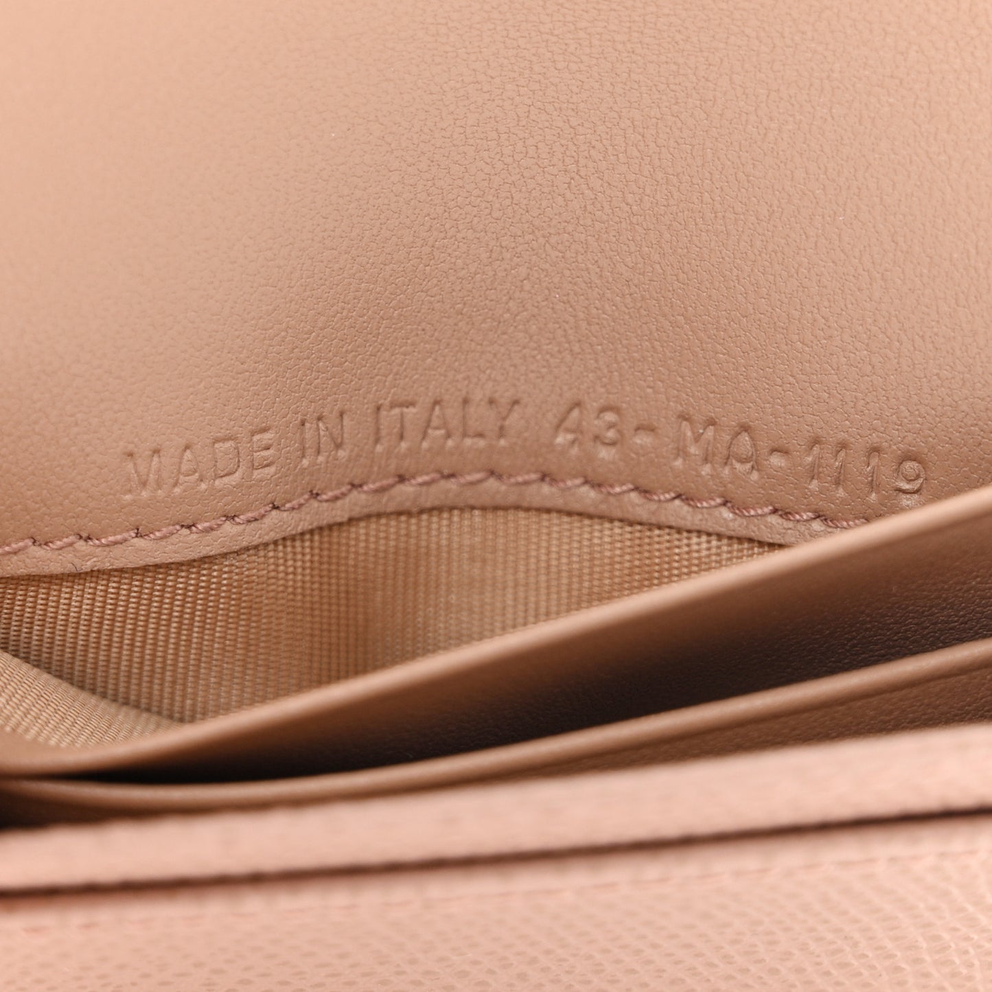 Grained Calfskin Saddle Card Holder Fard