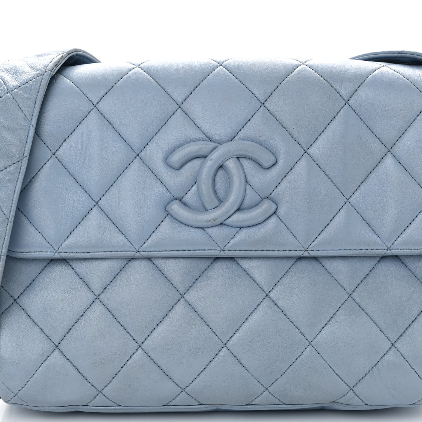 Lambskin Quilted CC Messenger Light Blue