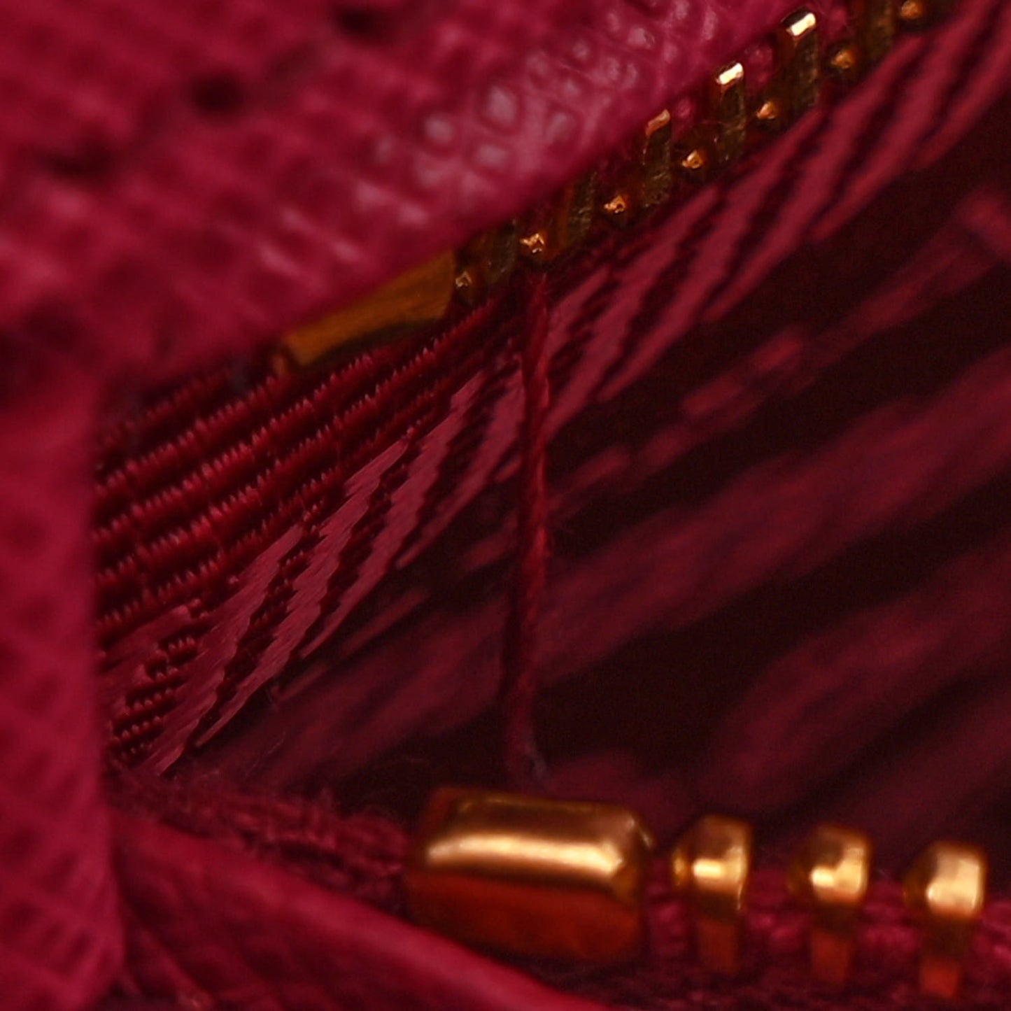 Saffiano Lux Small Promenade Tote Fuxia