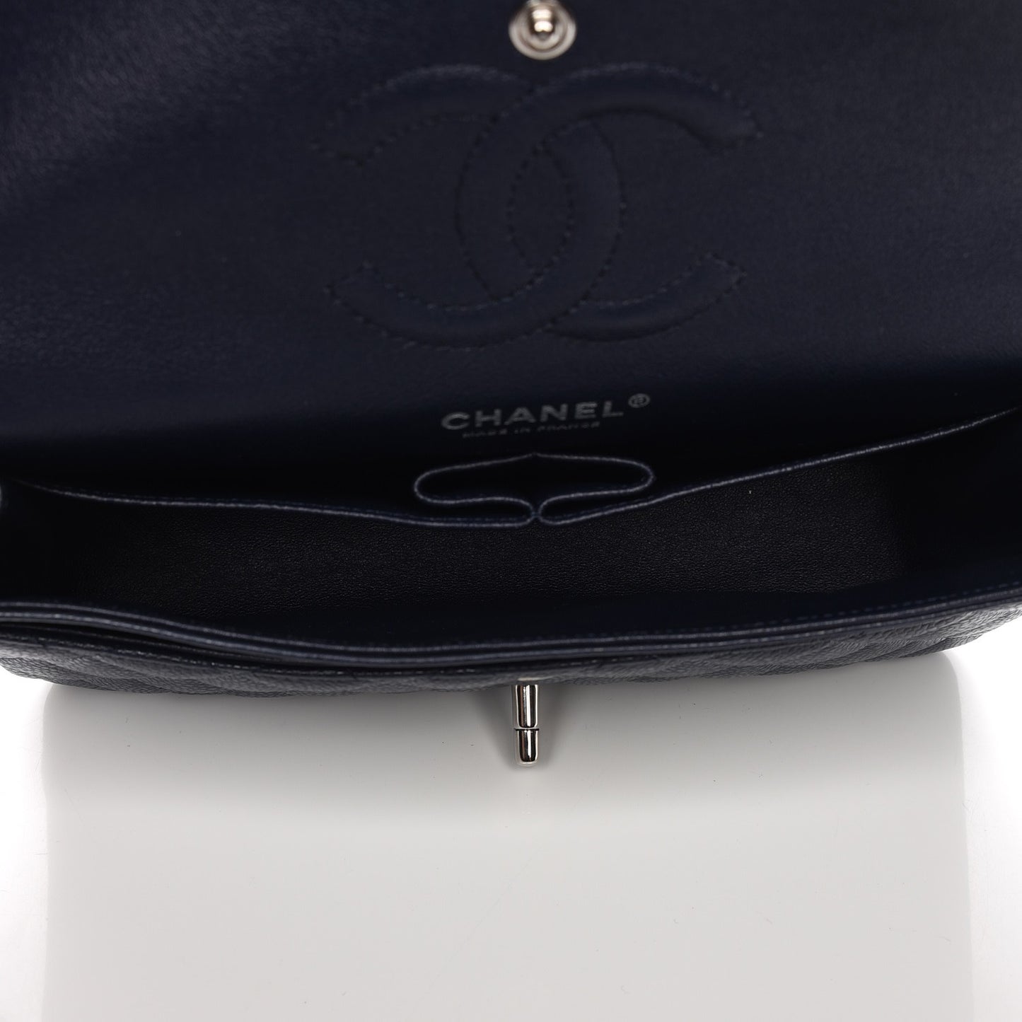 Caviar Quilted Medium Double Flap Navy