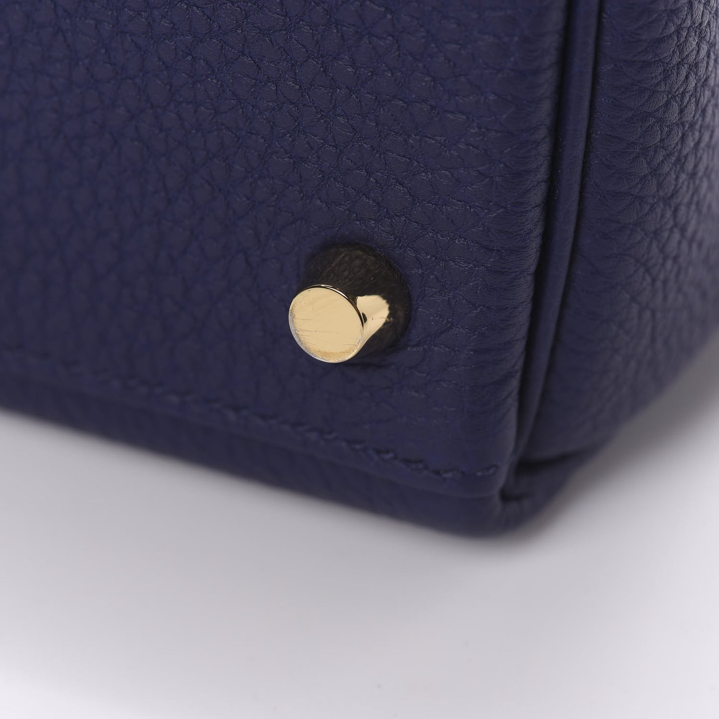 Togo Kelly Retourne 28 Bleu Encre