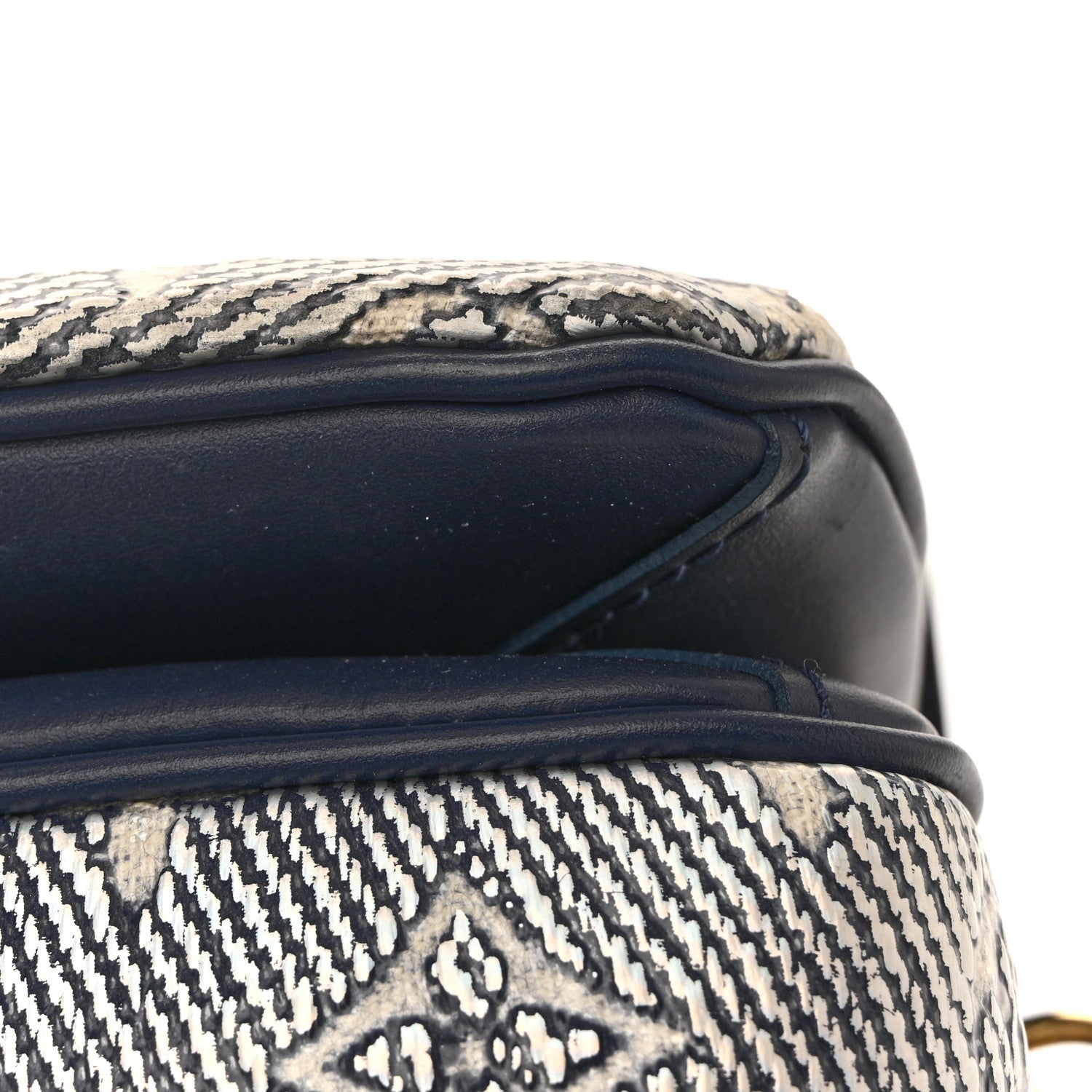 Louis Vuitton Monoglam Pochette Metis East West Blue 20 of 23