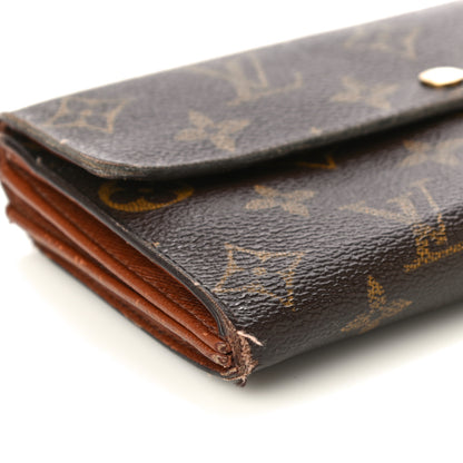 Louis Vuitton Monogram Sarah Wallet 8 of 34