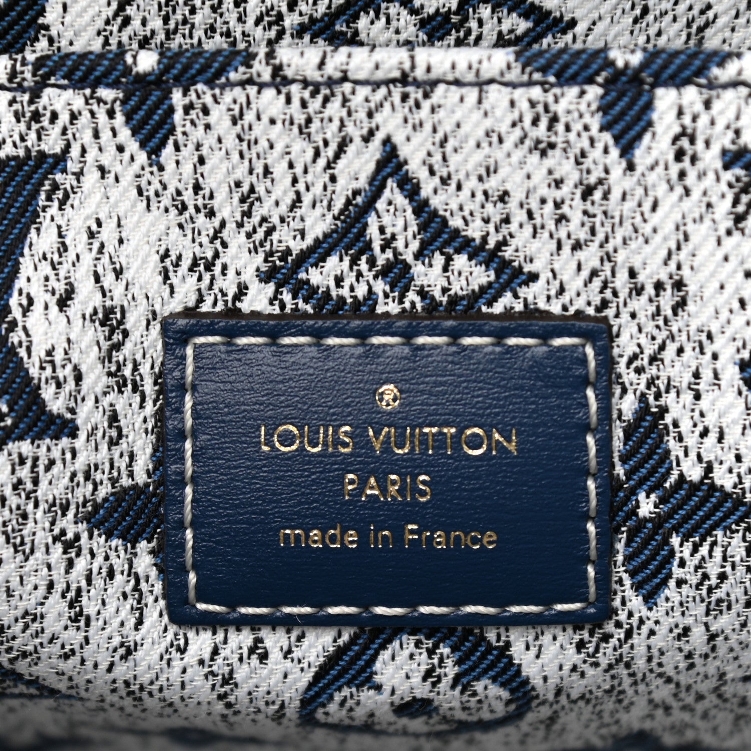 Louis Vuitton Monogram Jacquard Denim Onthego MM Bleu 6 of 9