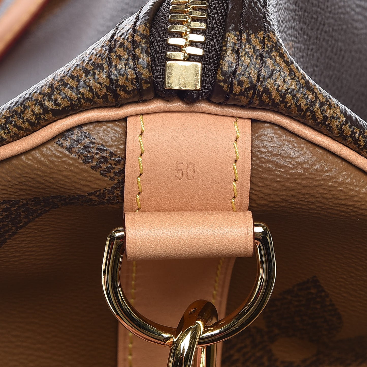 Reverse Monogram Giant Keepall Bandouliere 50