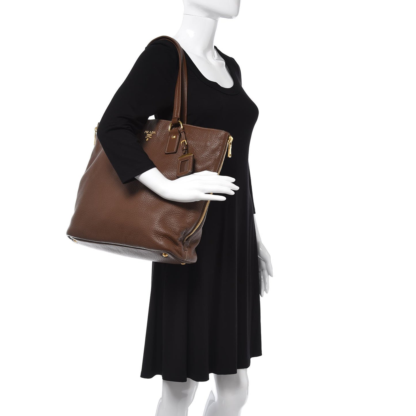 Vitello Daino Side Zip Tote Tabacco