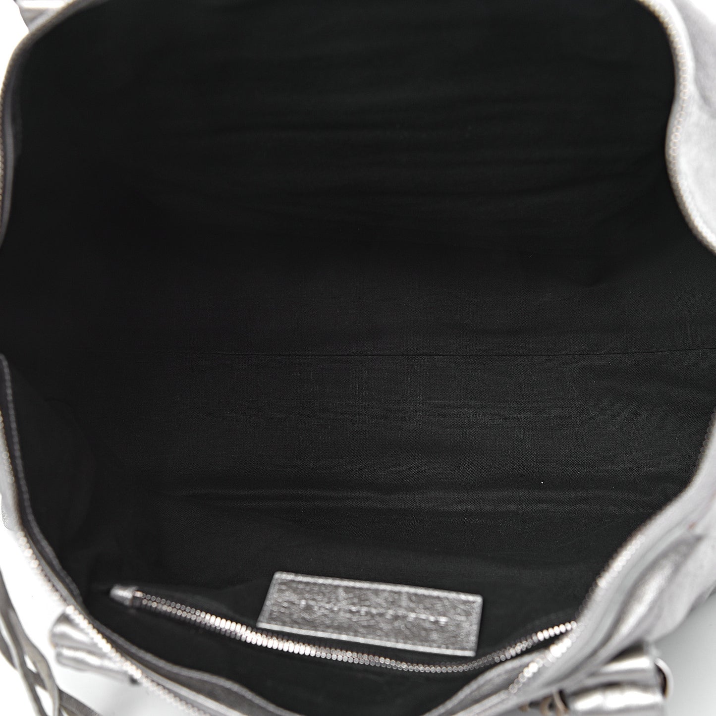 Metallic Agneau Classic Hardware Work Argent
