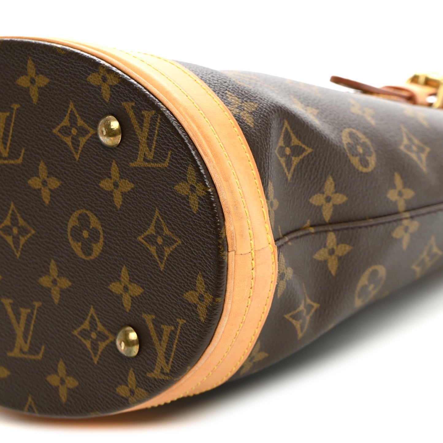Monogram Petit Bucket 23