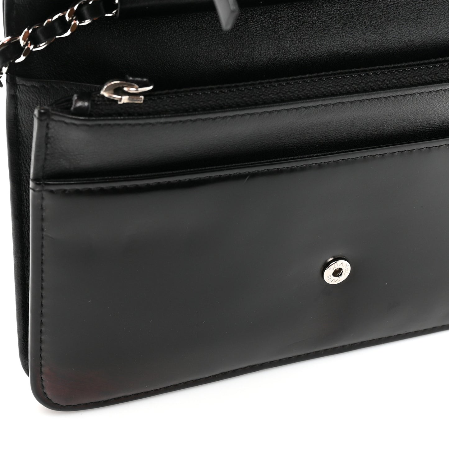 Glazed Calfskin Boy Wallet On Chain WOC Black