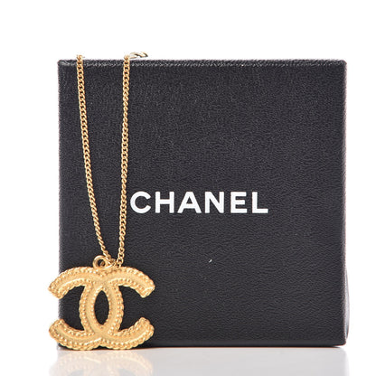 Chanel CC Necklace Matte Gold 6 of 6