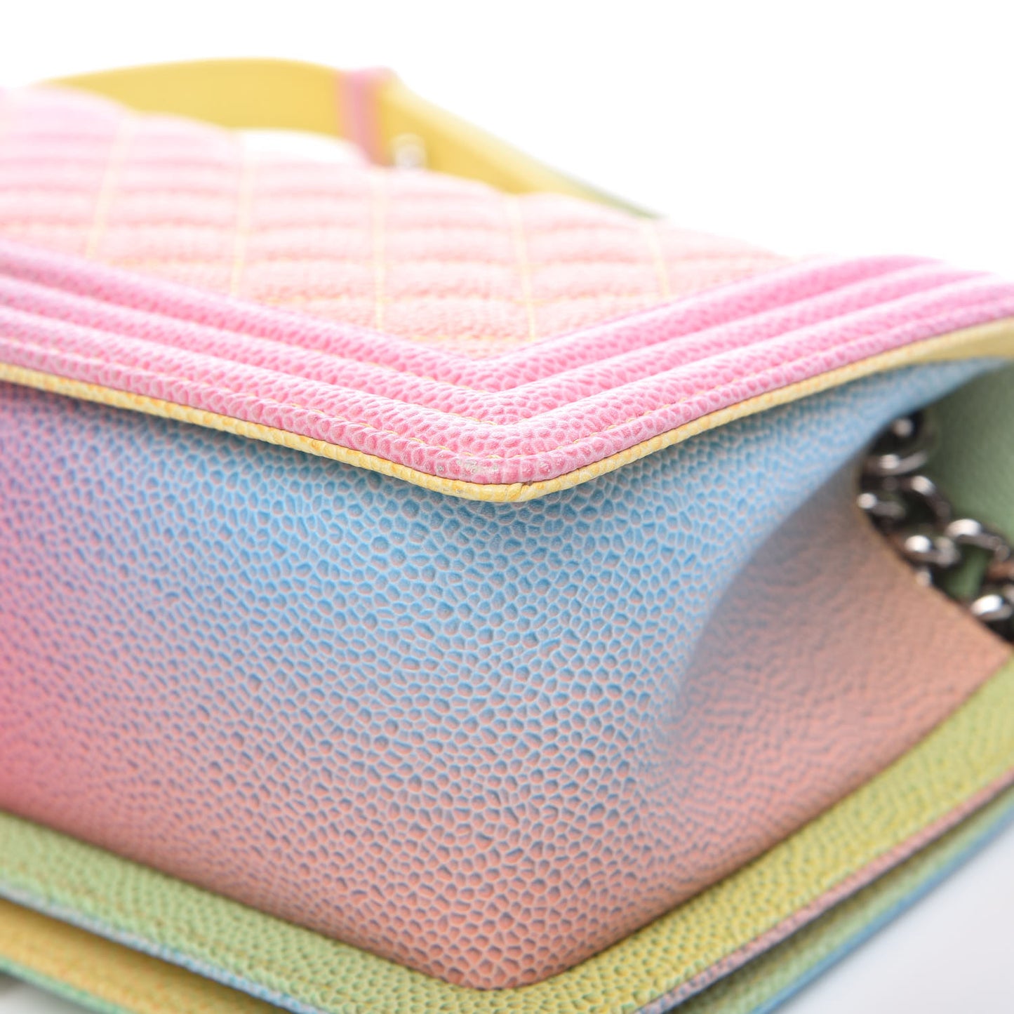 Caviar Quilted Medium Cuba Rainbow Boy Flap Multicolor
