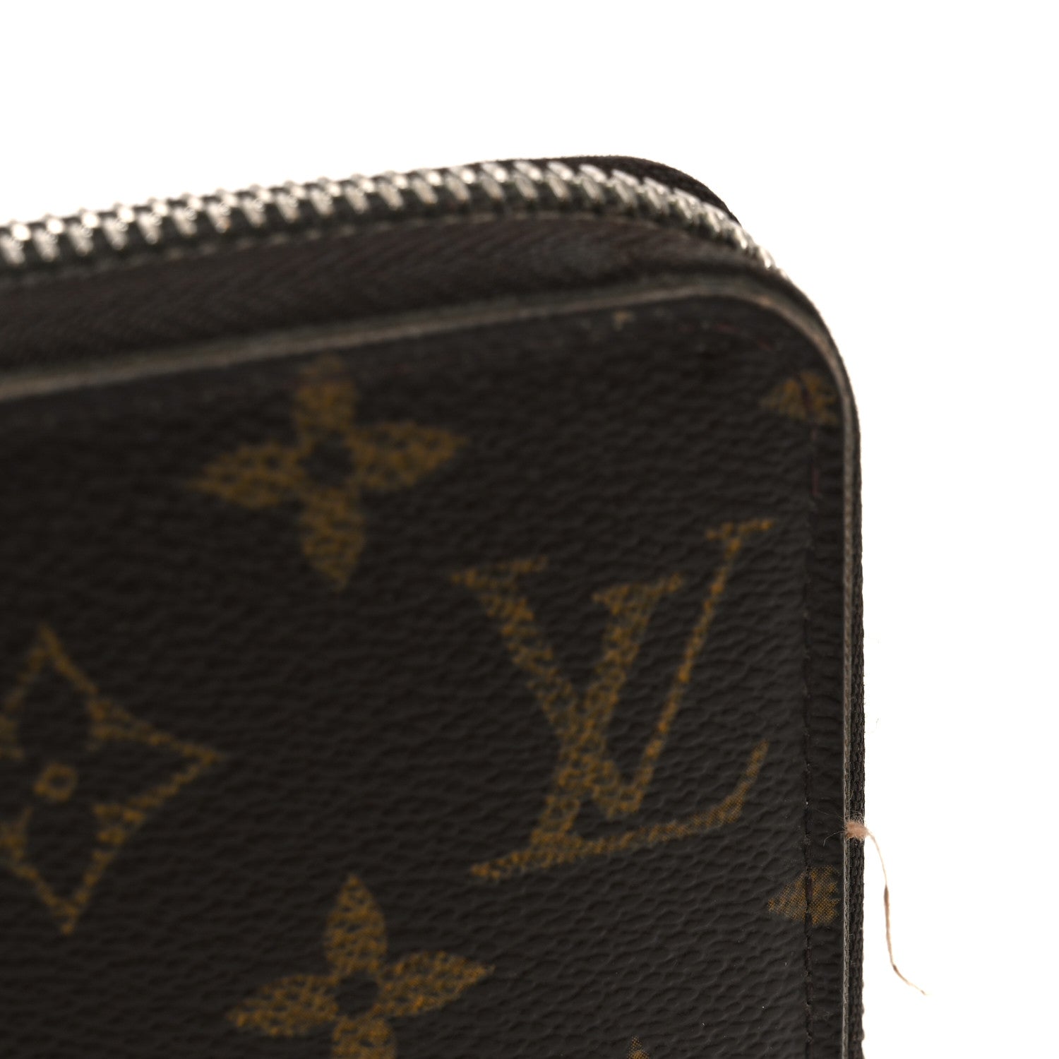 Louis Vuitton Monogram Zippy Wallet 8 of 8