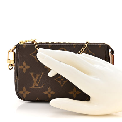 Louis Vuitton Monogram Mini Pochette Accessories 2 of 10