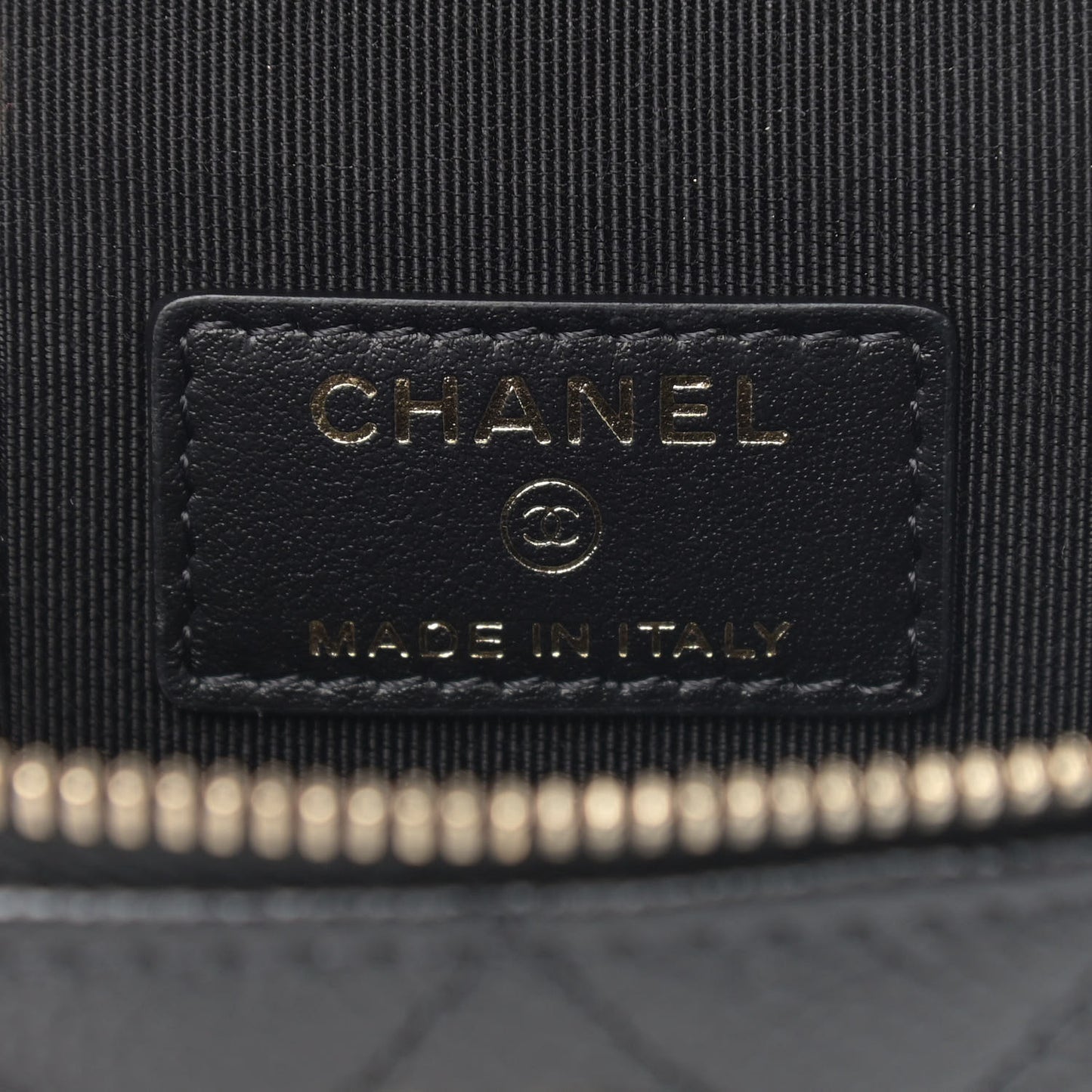 Caviar Quilted Small Handle With Care Vanity Case With Chain Black