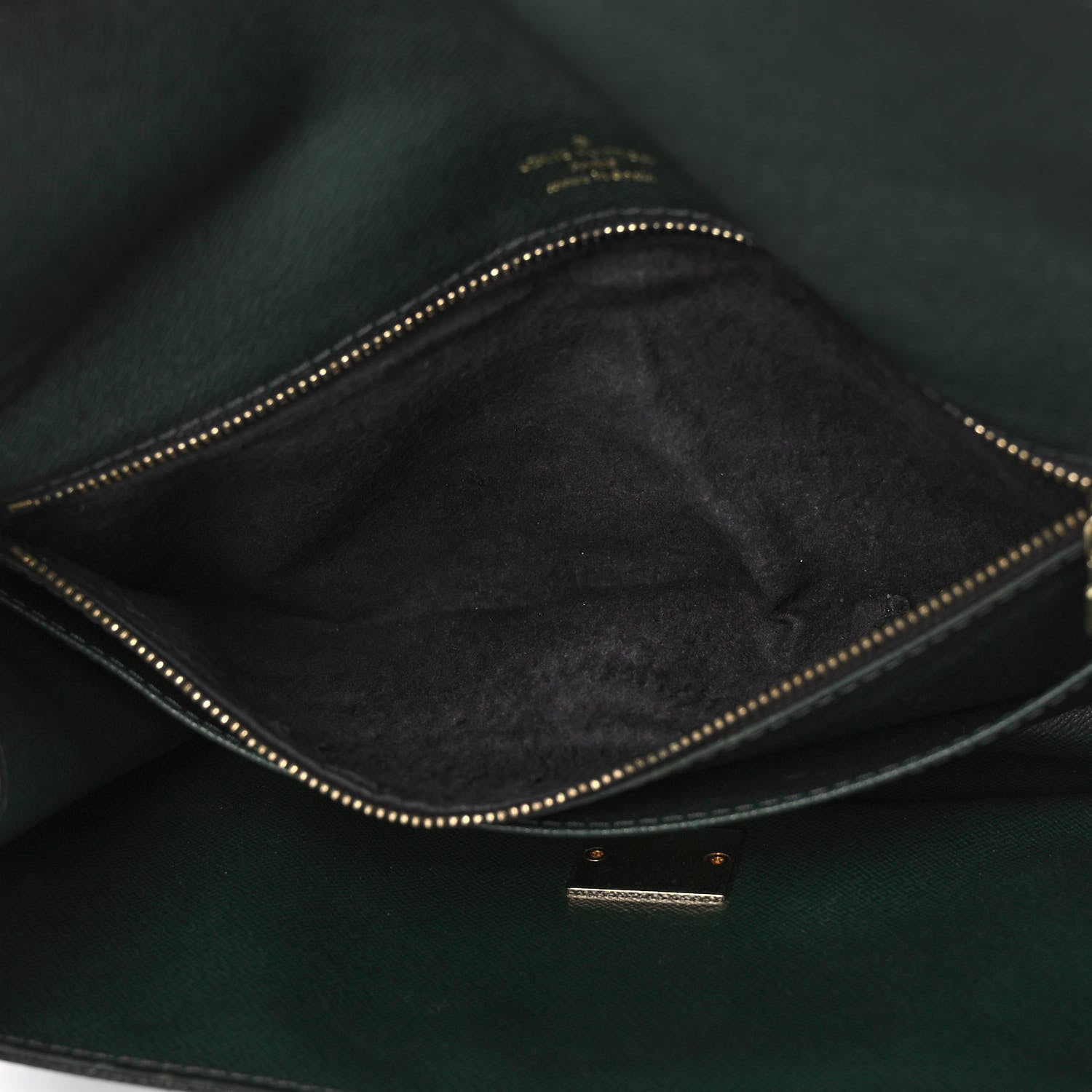 Louis Vuitton Taiga Selenga Pochette Epicea 6 of 17