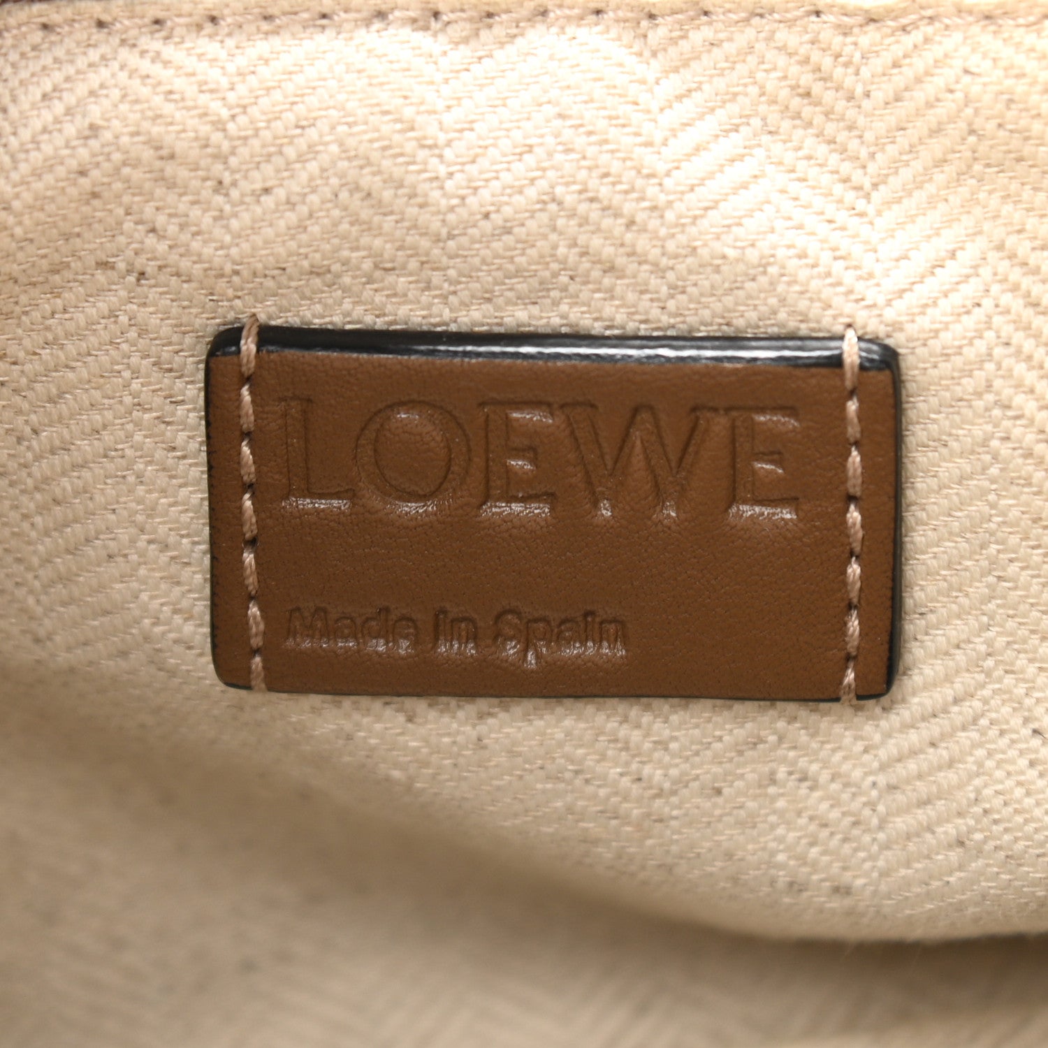 Loewe Calfskin Medium Puzzle Bag Sand Mink 6 of 12