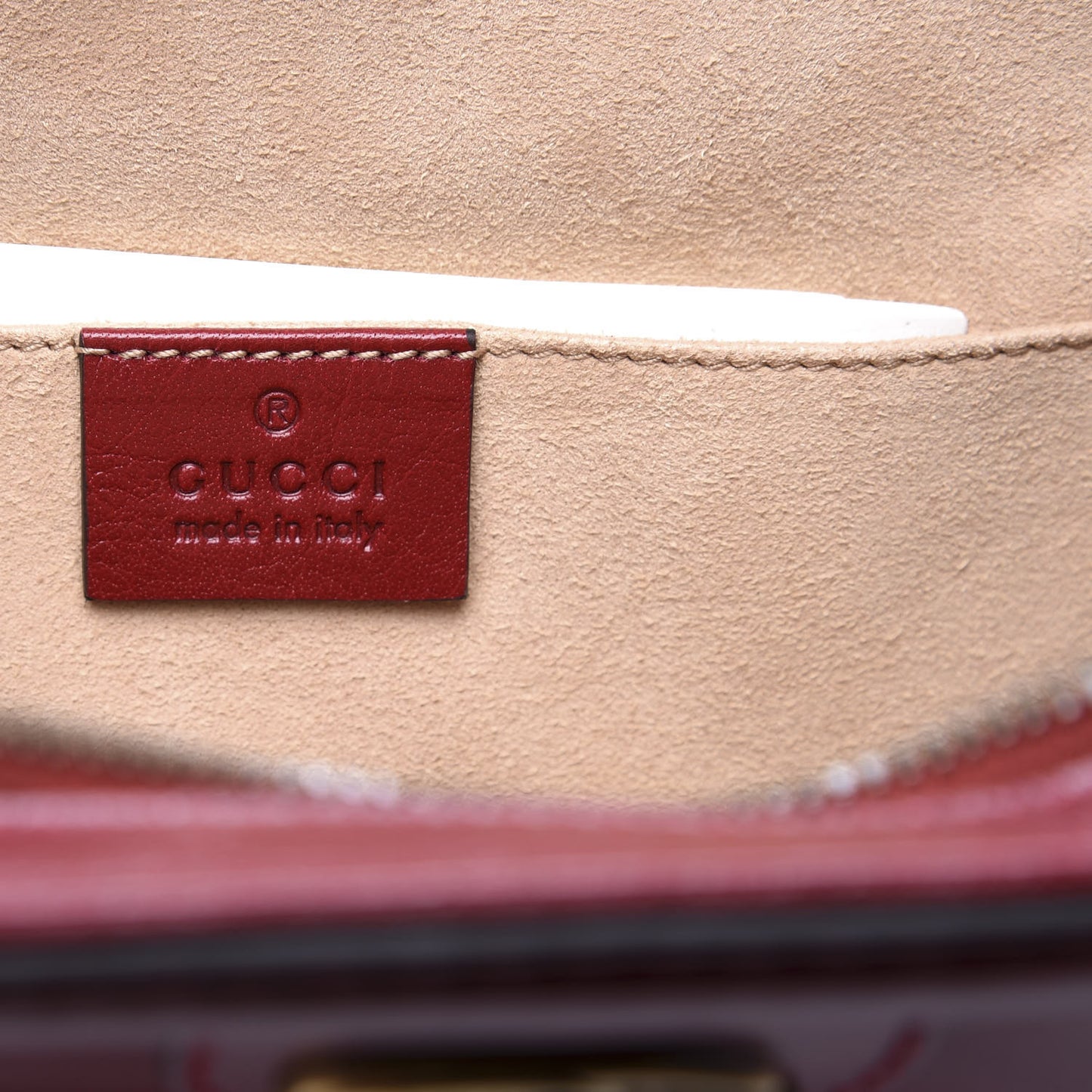 Piuma Lux Calfskin Small Re(Belle) Crossbody Bag Romantic Cerise