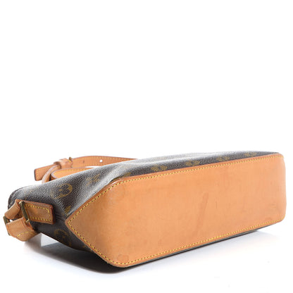 Louis Vuitton Monogram Trotteur 4 of 7