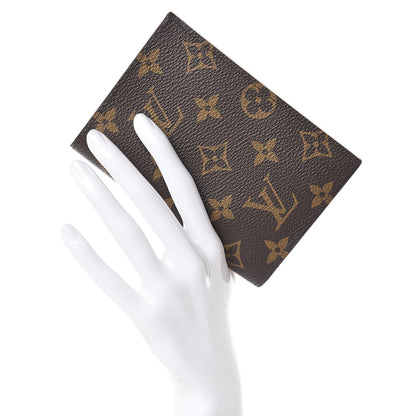 Louis Vuitton Monogram Passport Cover 2 of 7