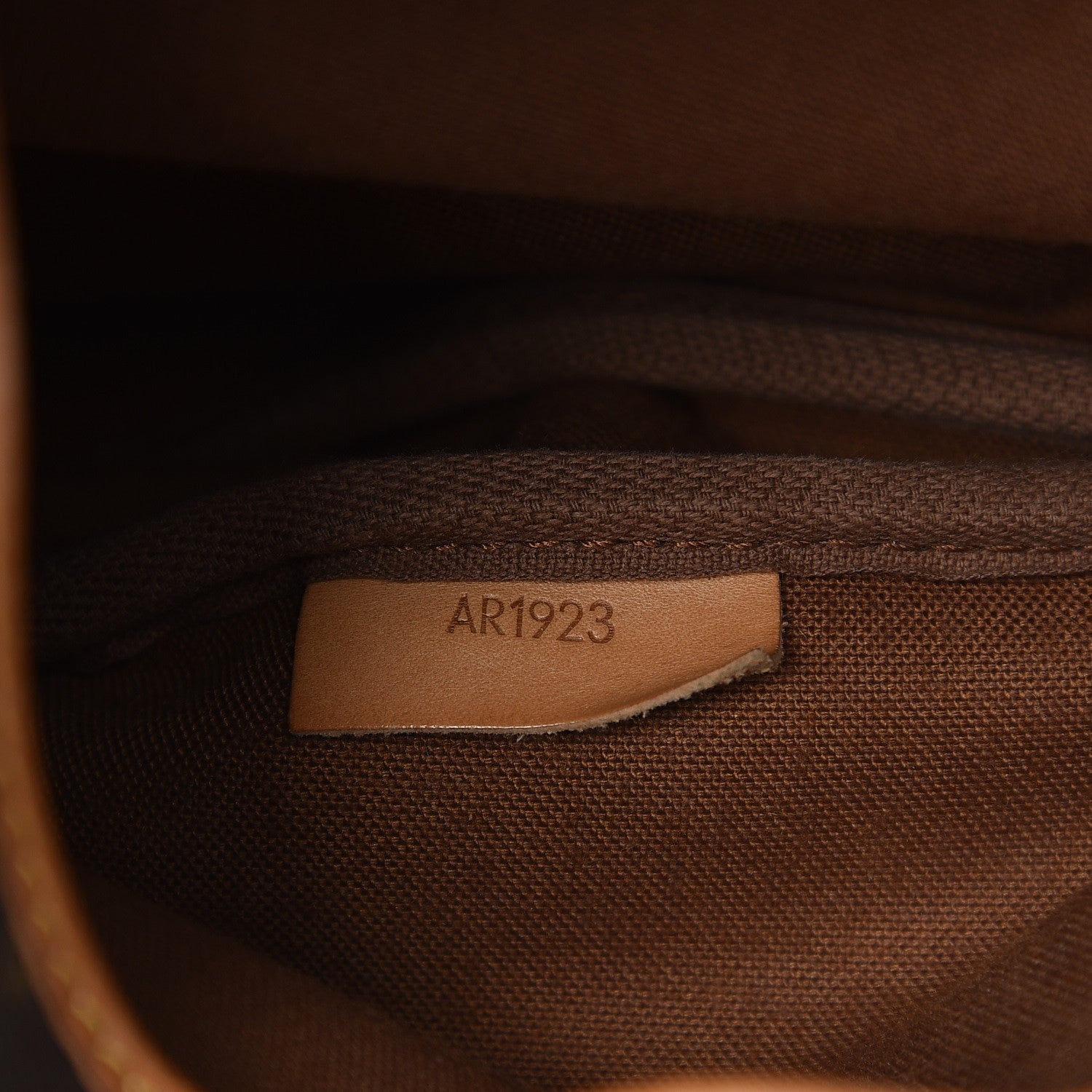 Louis Vuitton Monogram Saumur 30 7 of 12