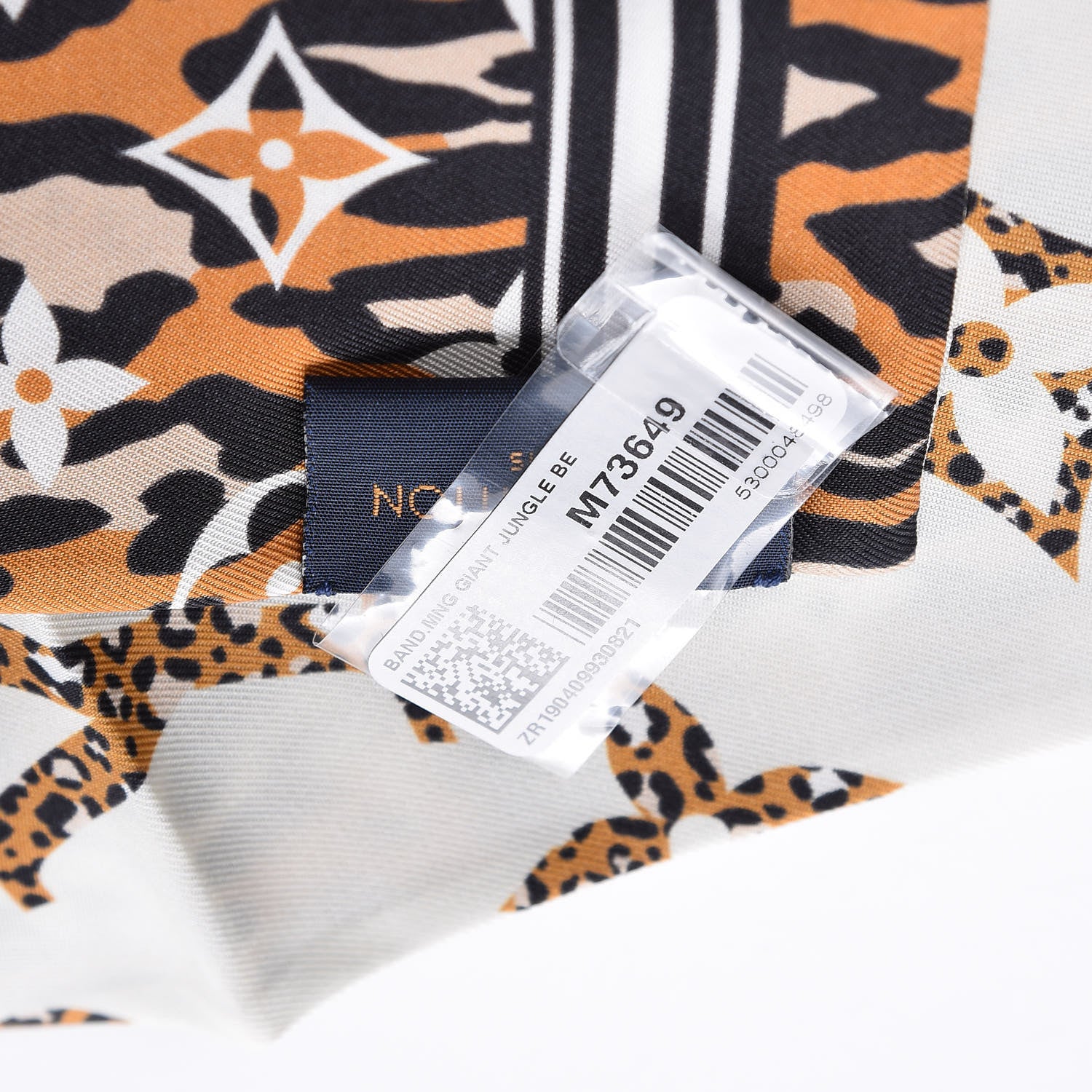 Louis Vuitton Silk Monogram Giant Jungle Bandeau Ivory 3 of 6