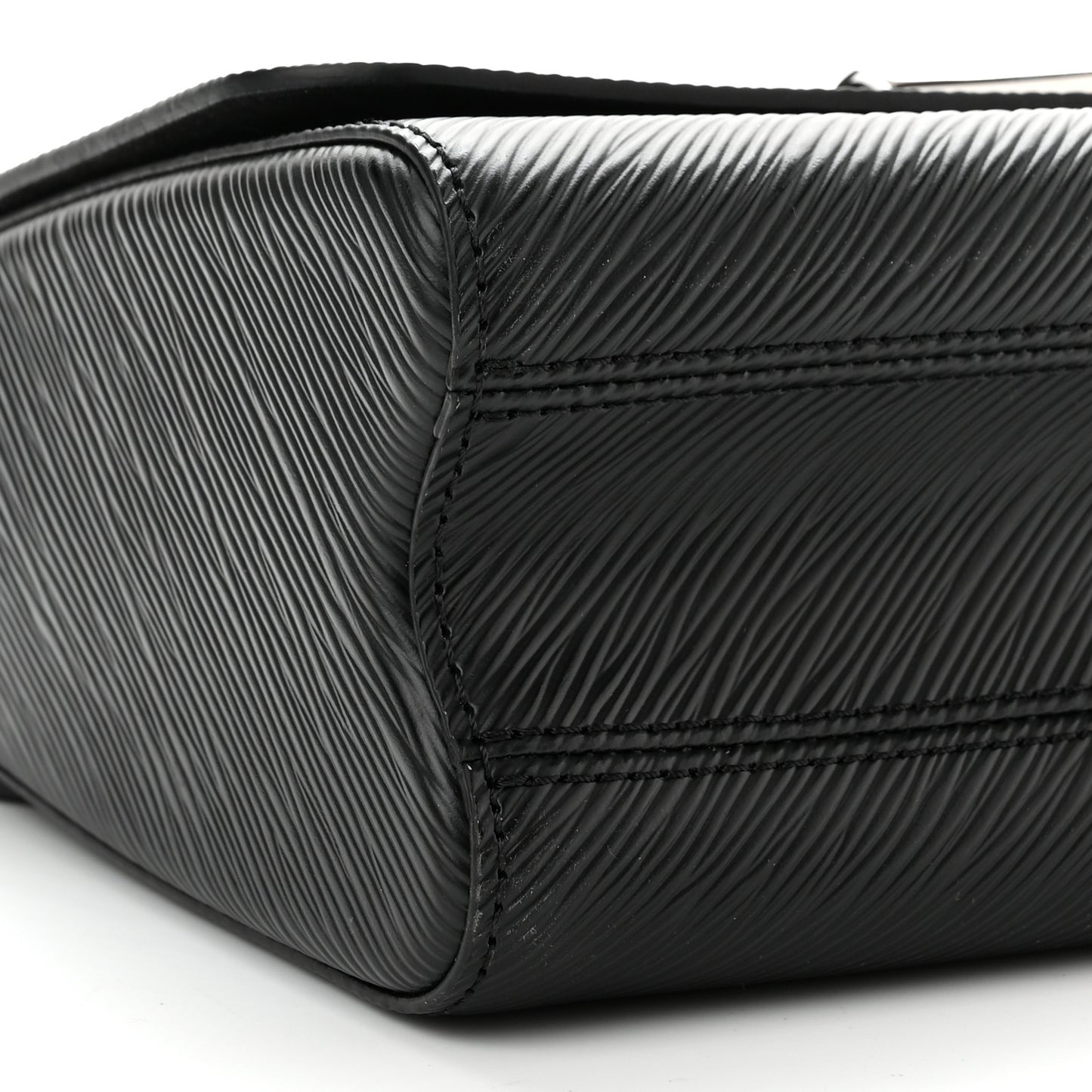 Epi Twist Shoulder Bag MM Black