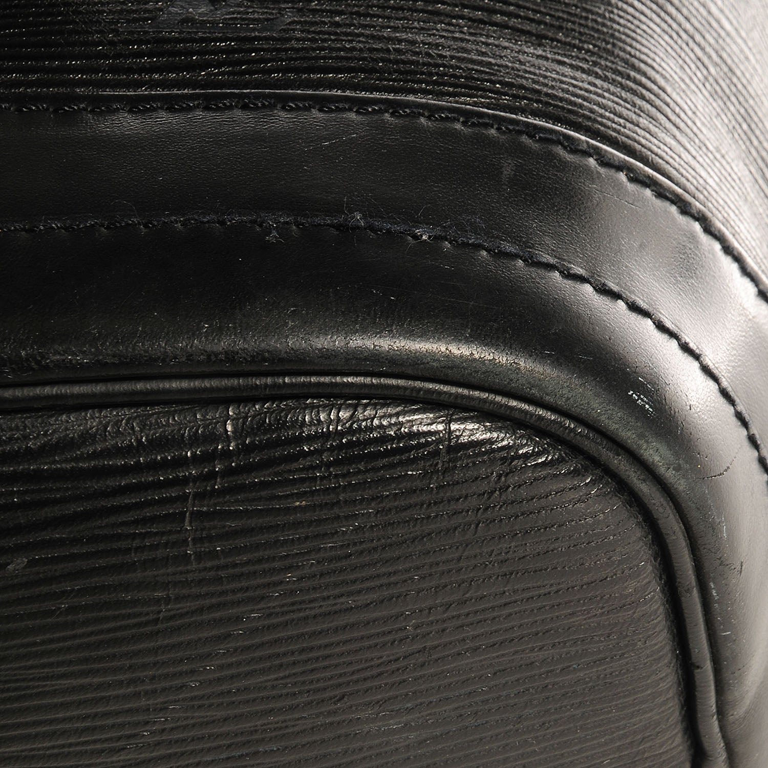 Louis Vuitton Epi Noe Black 6 of 9