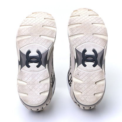 Chanel Suede Calfskin CC Sneakers 39 White Black 4 of 4