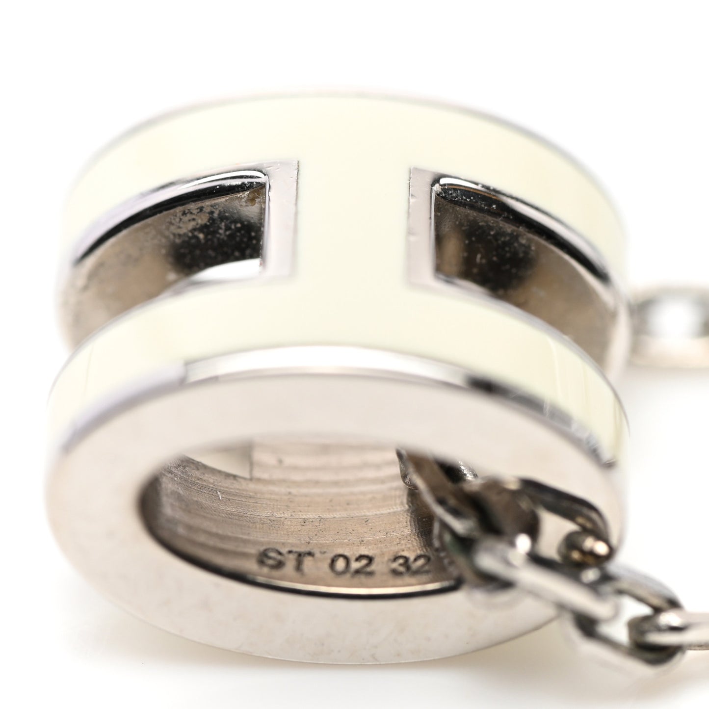 Lacquered Palladium Mini Pop H Pendant Necklace White