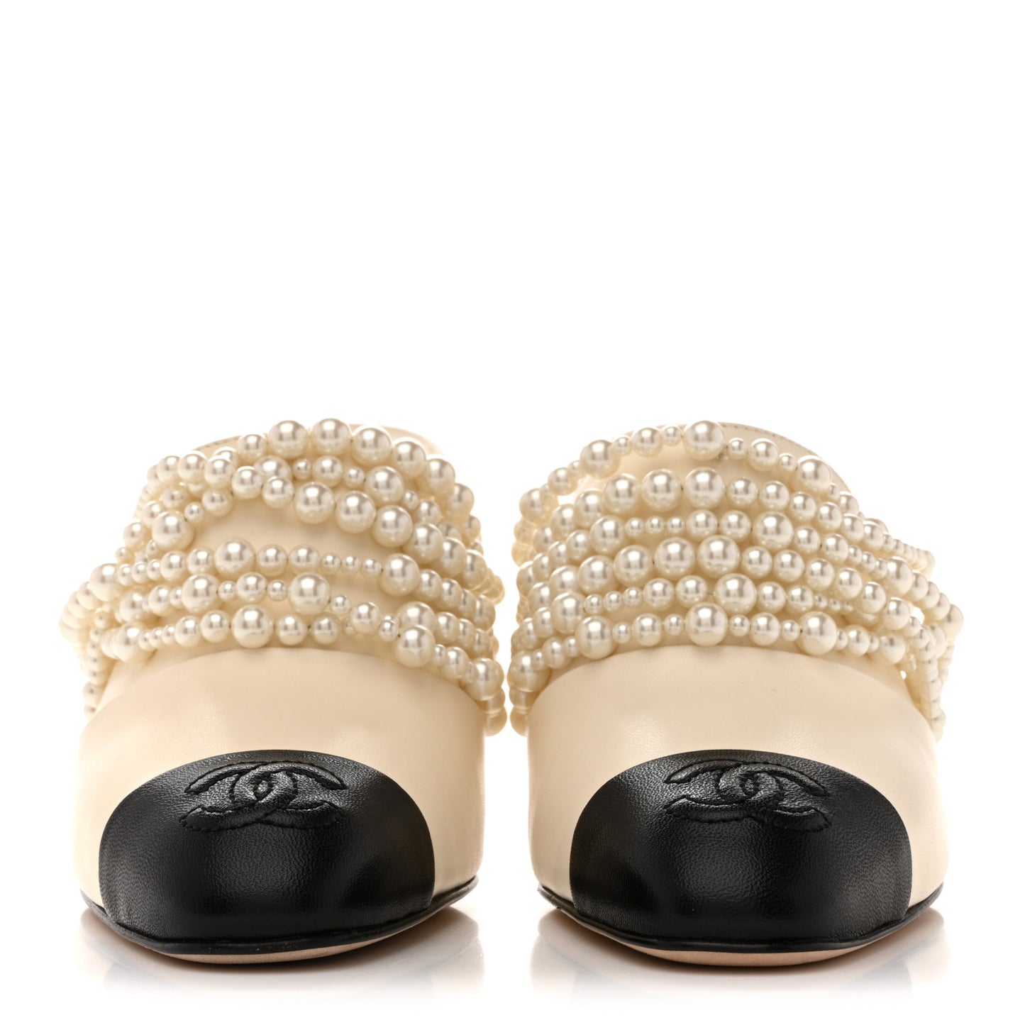 Lambskin Cap Toe CC Pearl Mule 36 Ivory Black