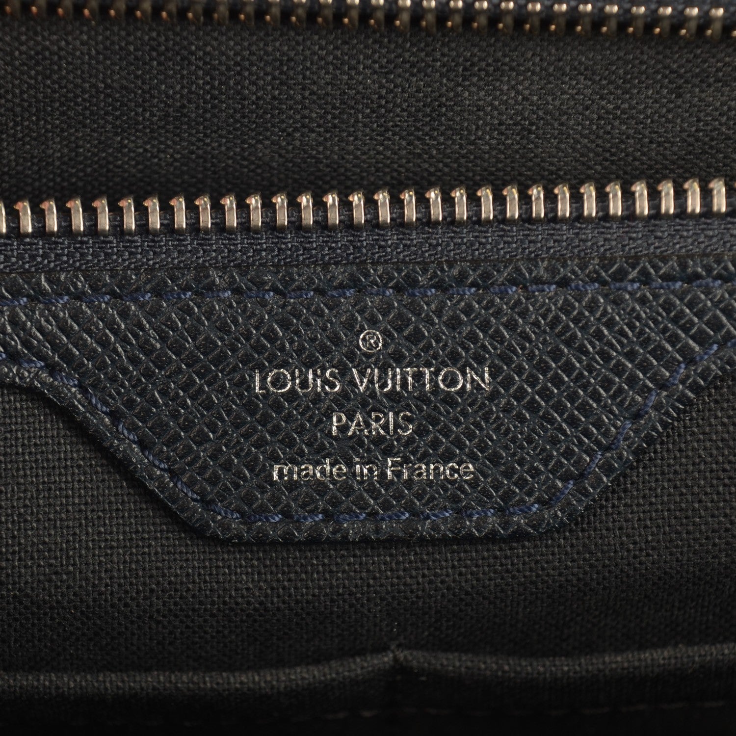 Louis Vuitton Taiga Vassili PM Messenger Bag Boreal 5 of 7