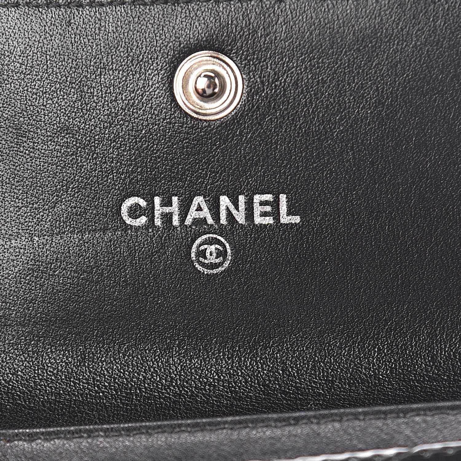 Chanel Striated Patent Quilted Card Holder Grey 6 of 8