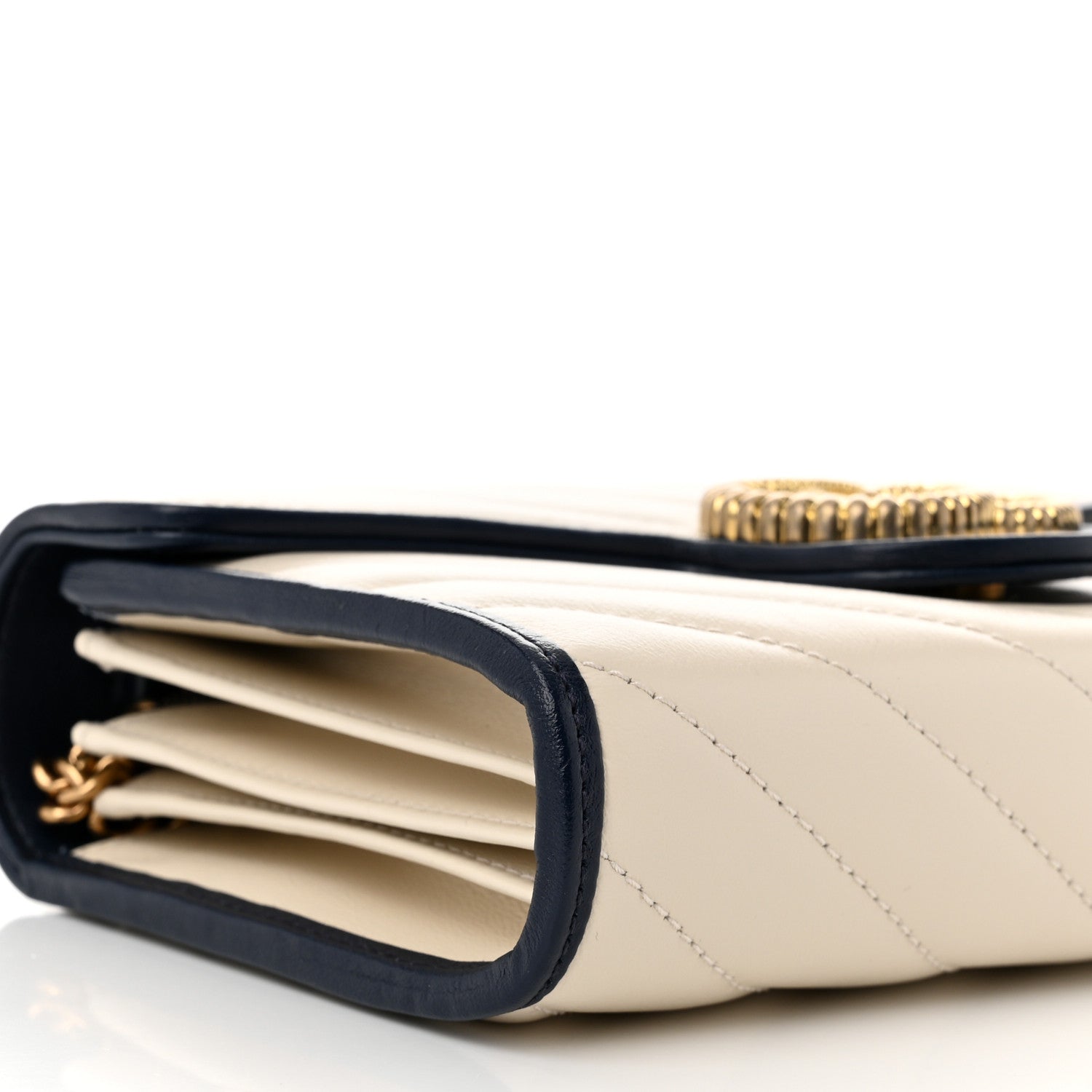 Gucci Vintage Effect Calfskin Matelasse Diagonal Torchon GG Marmont Chain Wallet Mystic White Blue Agata 8 of 10