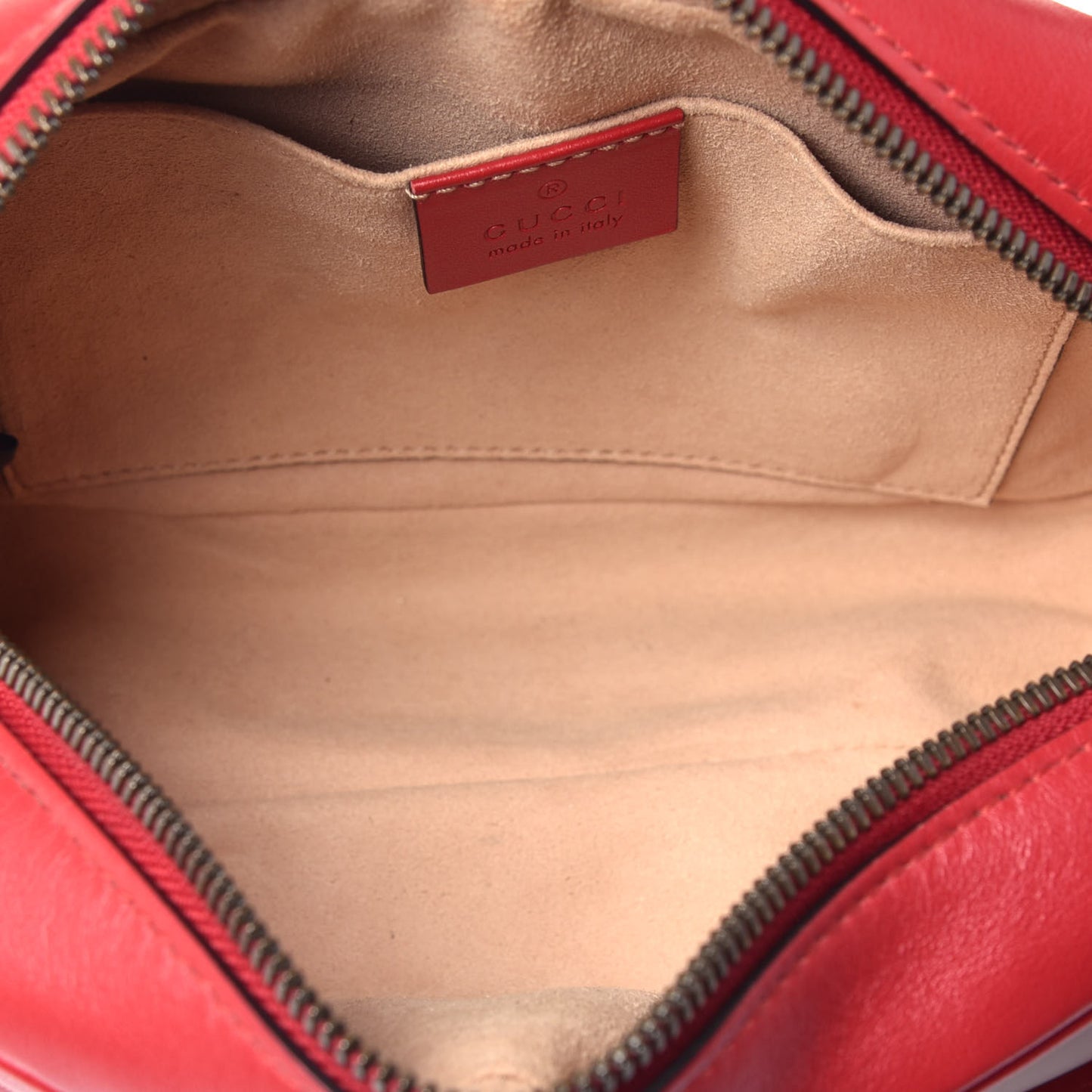 Calfskin Matelasse Small GG Marmont Chain Shoulder Bag Hibiscus Red