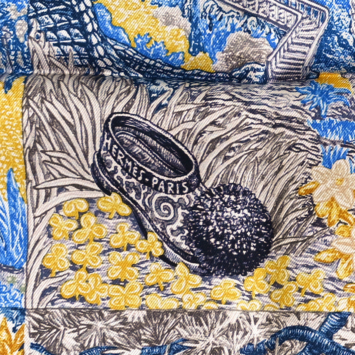 Silk Eleftheria Scarf 90 Gris Argent Bleu Vif Jaune