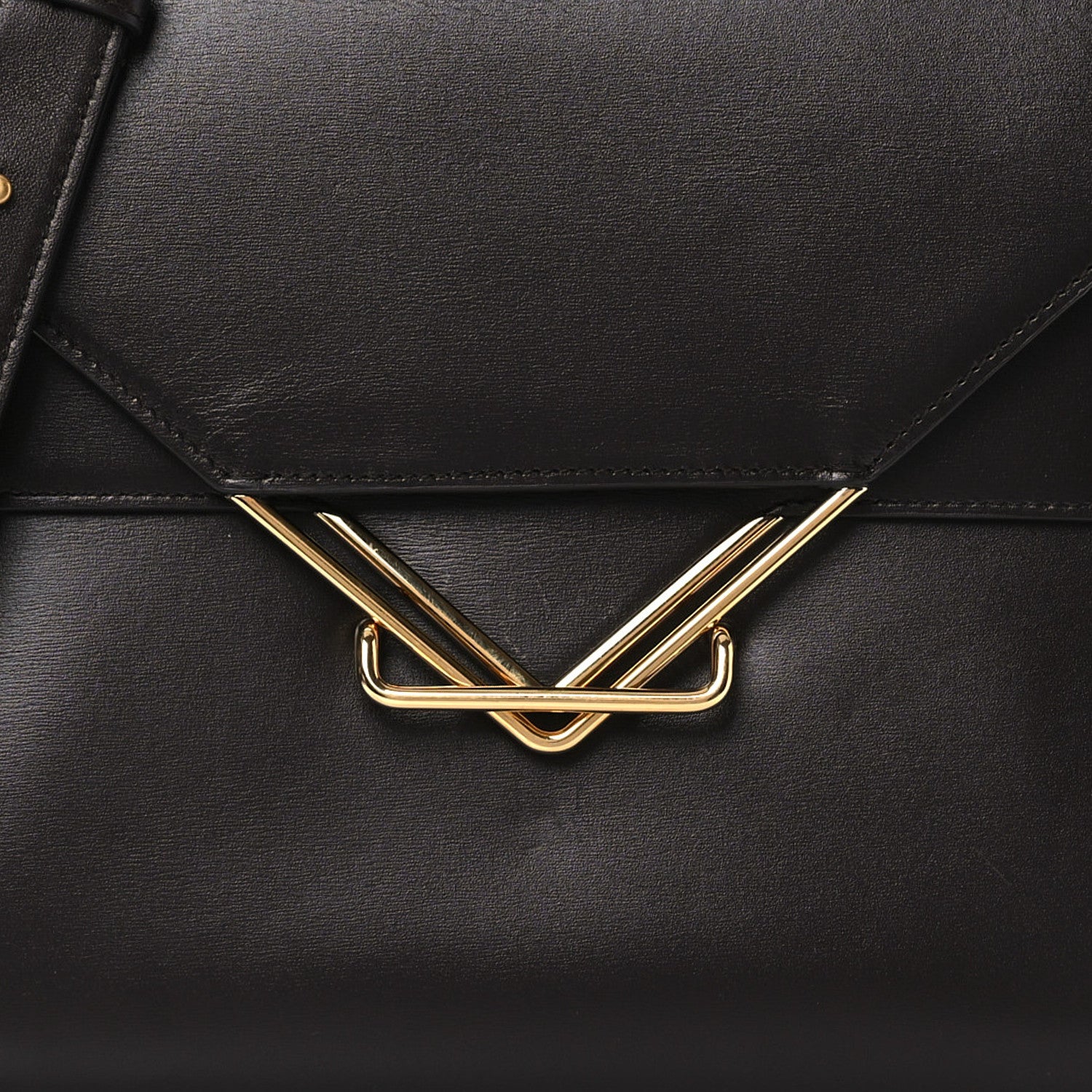 Bottega Veneta Box Calfskin Nappa Clip Bag Fondant 7 of 12