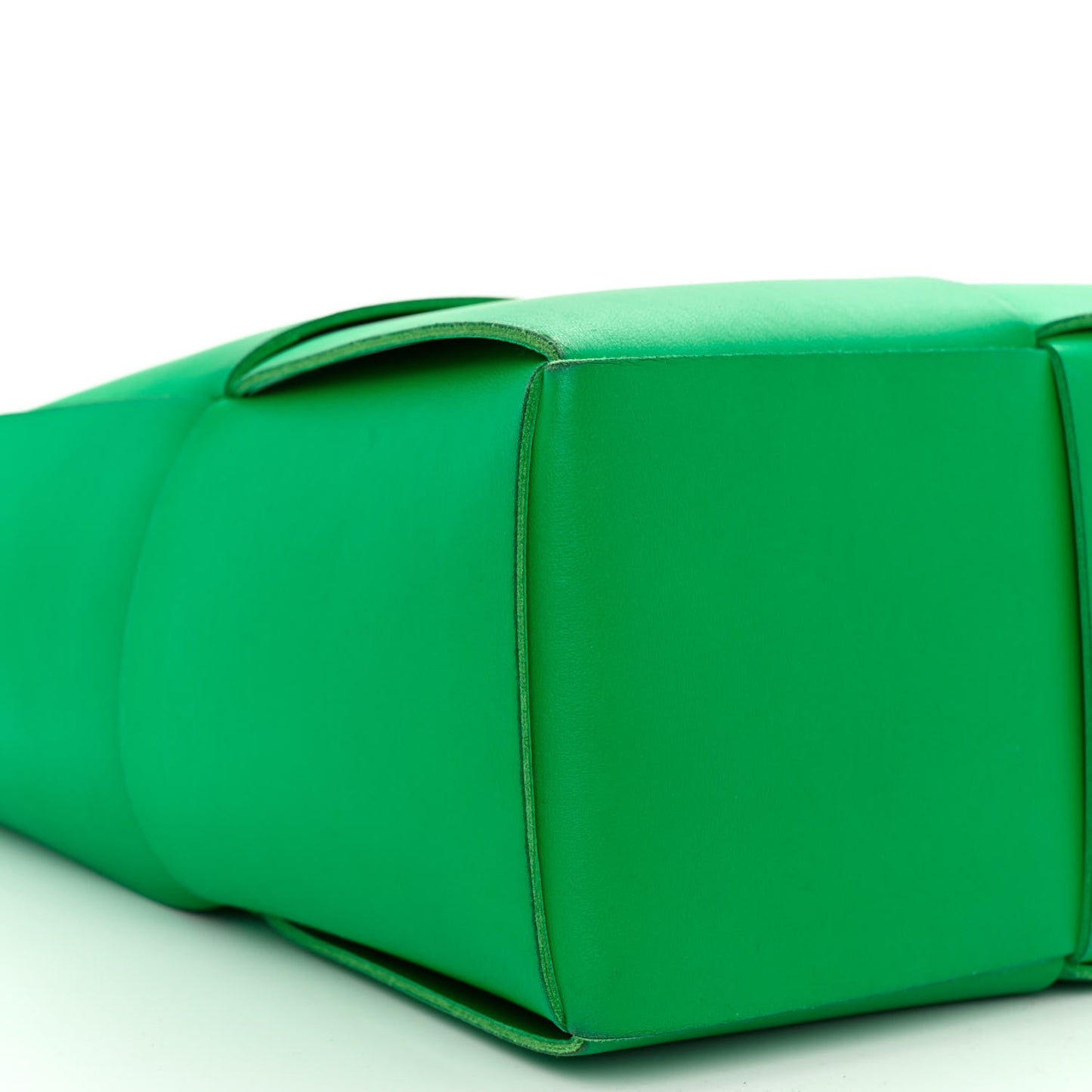Nappa Maxi Intrecciato Medium Arco Tote Parakeet