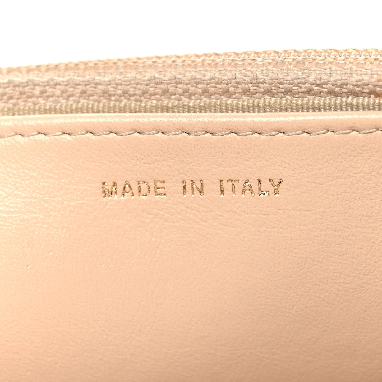 Pearly Caviar Quilted Wallet On Chain WOC Beige