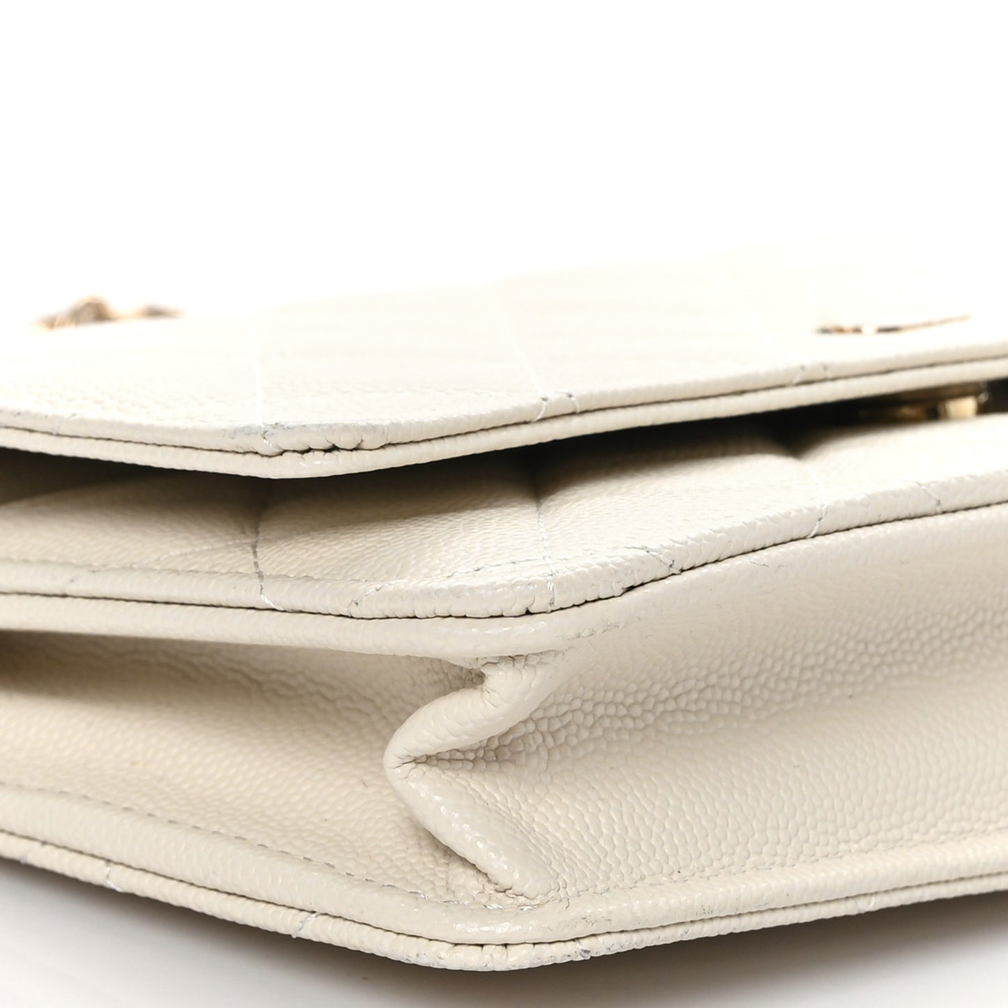 Caviar Quilted Wallet On Chain WOC White