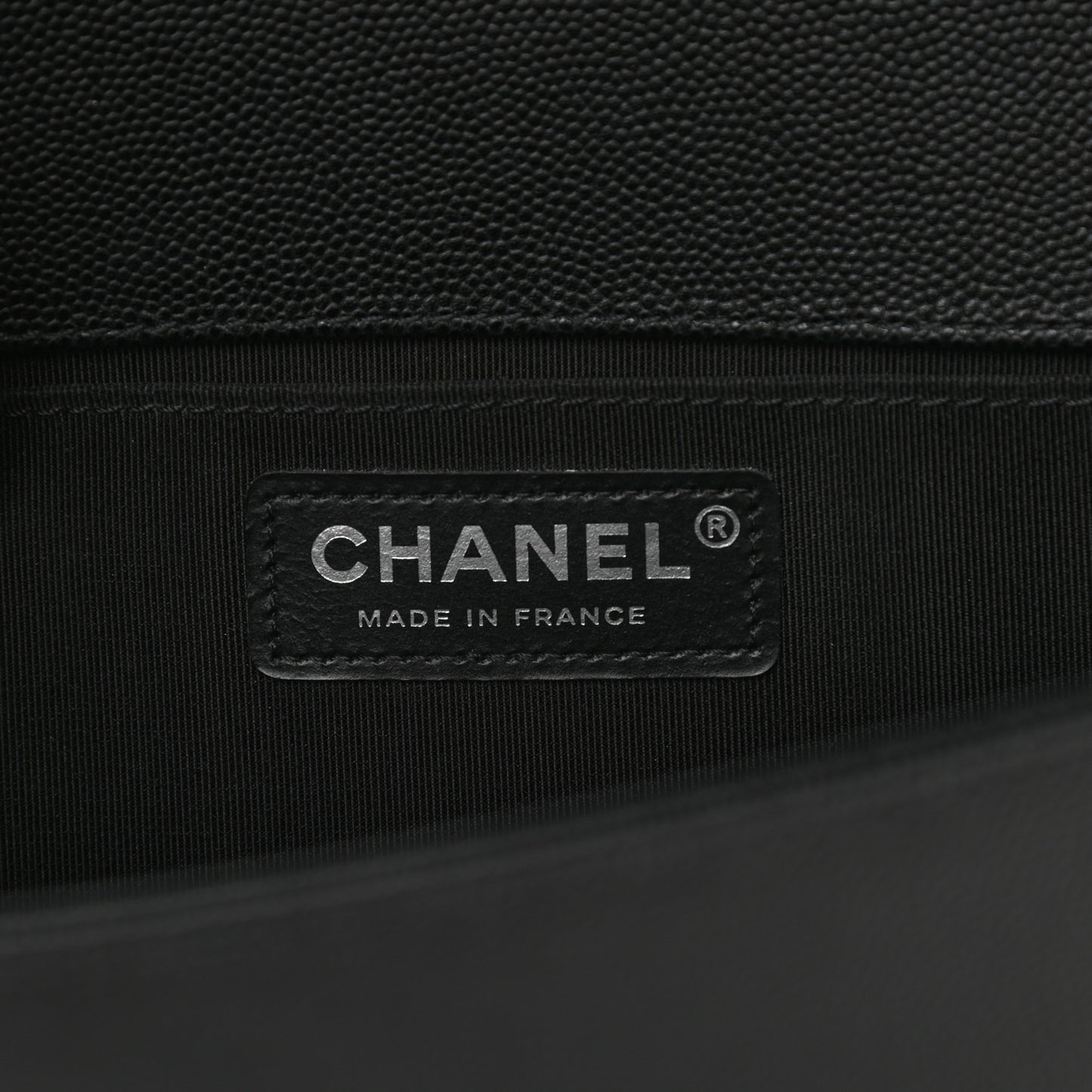 Caviar Quilted Medium Boy Flap Black