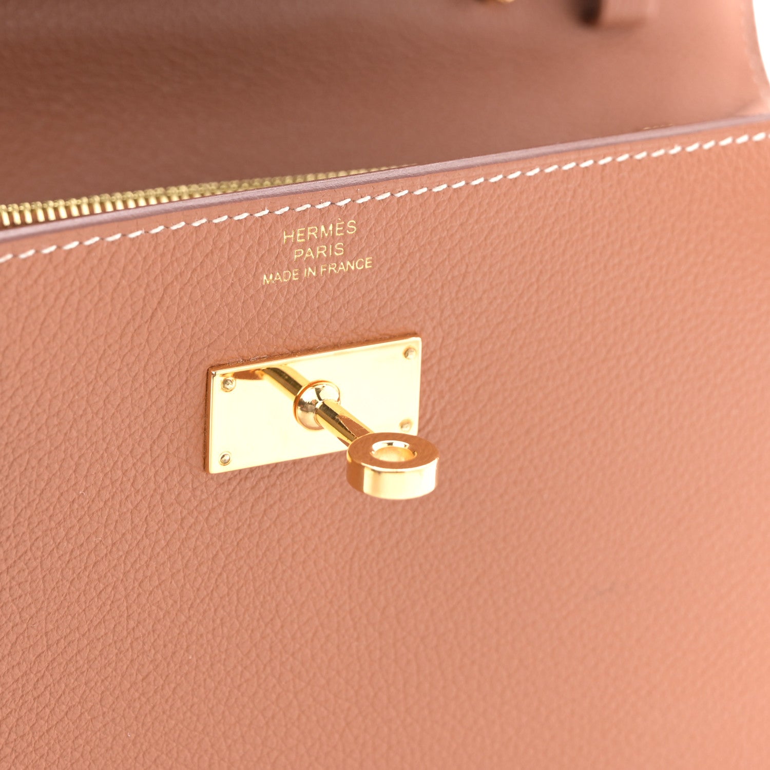 Hermes Evercolor Kelly Wallet To Go Gold 6 of 11