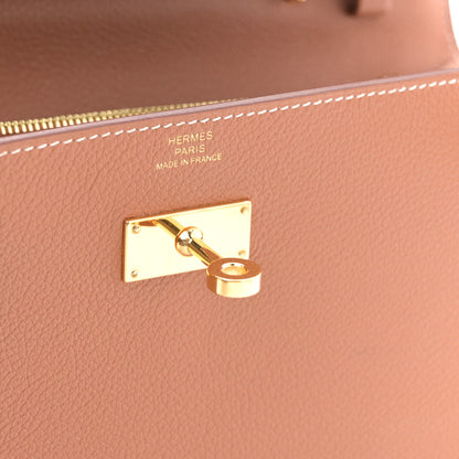 Hermes Evercolor Kelly Wallet To Go Gold 6 of 11