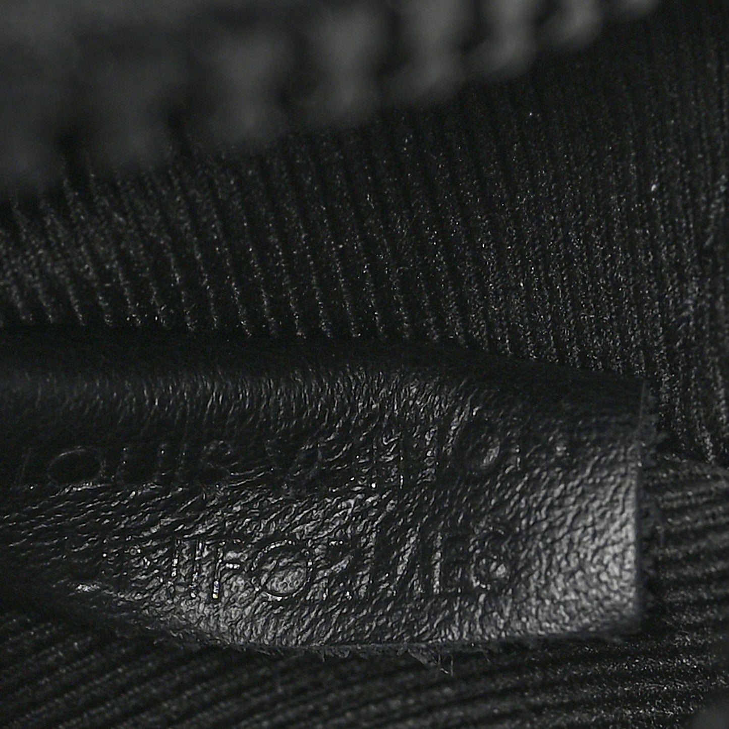 Taurillon Monogram Uniformes Solar Ray Soft Pochette Volga Belt Bag Black