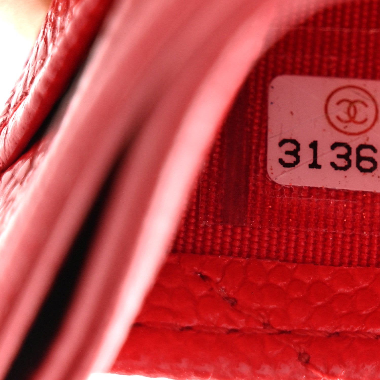 Chanel Caviar Quilted Card Holder Red 8 of 9