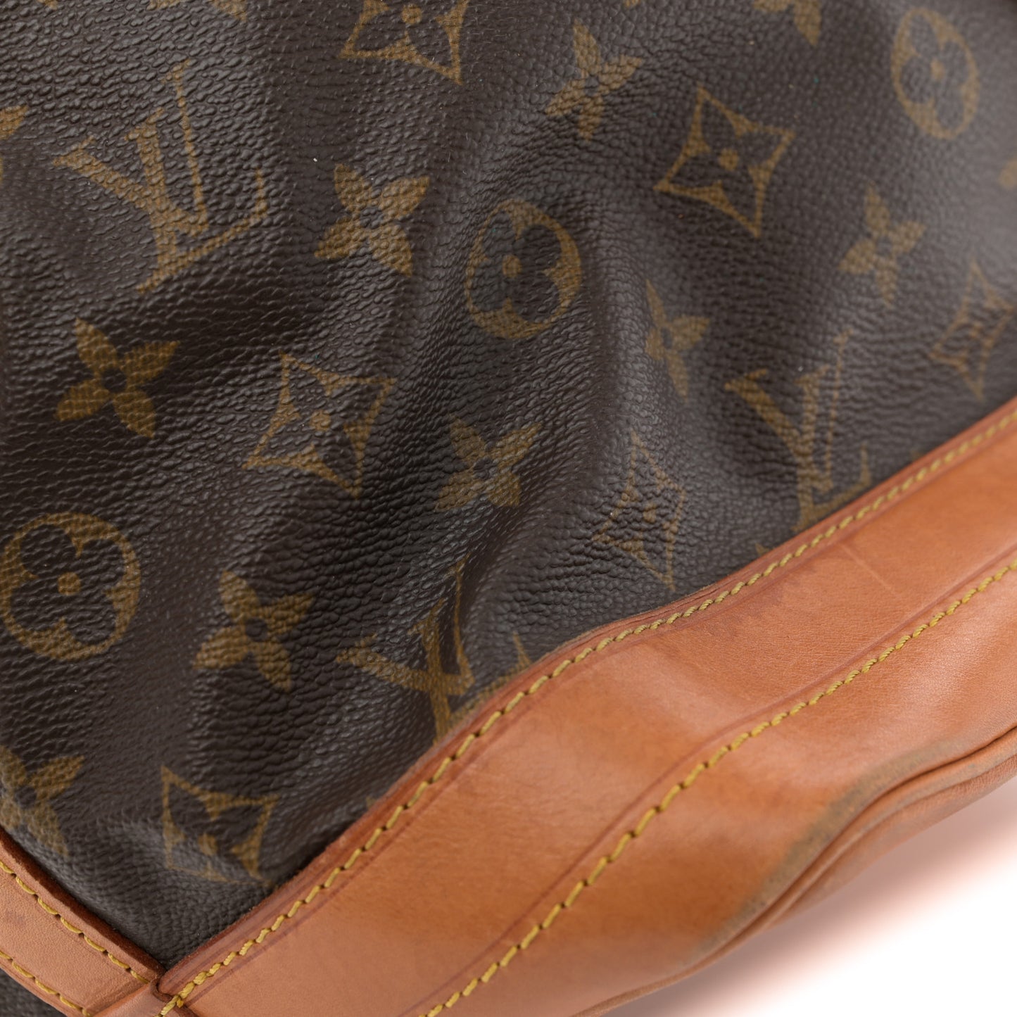 Monogram Noe