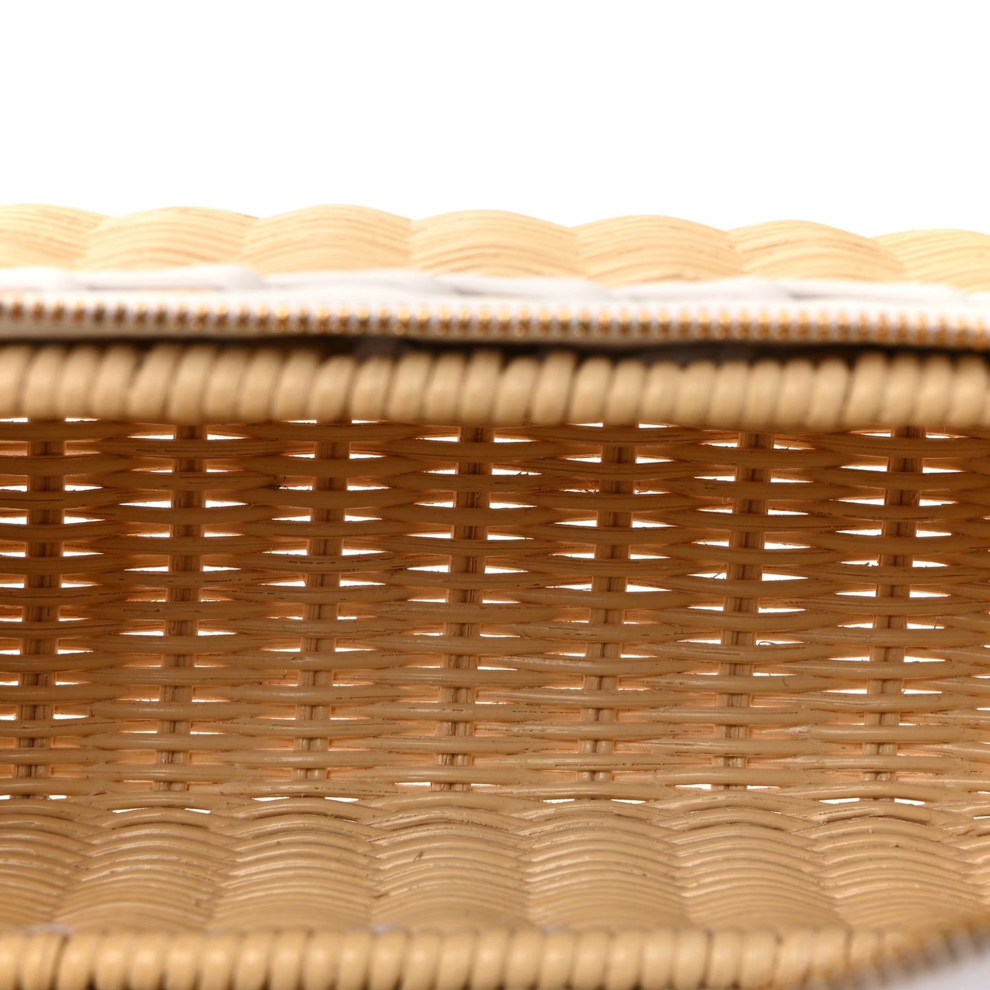 Wicker Calfskin L19 Extra Pocket Pouch White